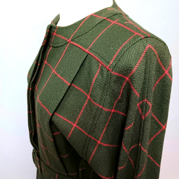 VTG Valentino Boutique! Wool knit houndstooth midi w structured shoulders. Sz 10 - Picture 2 of 16